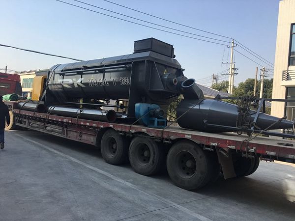 非標(biāo)槳葉干燥機(jī)發(fā)運